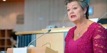 ЕС может изменить правила защиты для части украинских мужчин