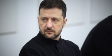 Украина усиливает защиту от вражеских атак, уже есть решения по двум городам, – Зеленский