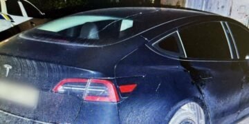 Викрадення Tesla на очах у власника: у Києві конфлікт завершився криміналом