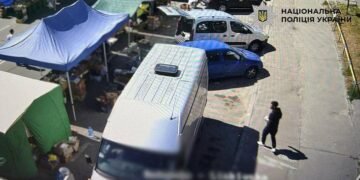 Злочин за секунди: у Києві молодик провернув зухвале пограбування