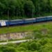 Із Києва терміново запускають додаткові поїзди до Карпат: що сталося