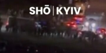 Троєщина палає: в Києві конфлікт із ТЦК переріс у вуличний бунт