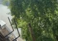 Вибух у центрі Києва: людей попередили про небезпеку через токсичний дим