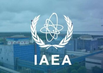 Инспекторы МАГАТЭ осмотрели место взрыва на ЗАЭС и подтвердили прилет дрона. ФОТО
