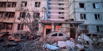 Удар рф по Києву забрав життя вже 4 людей та поранив ще 58