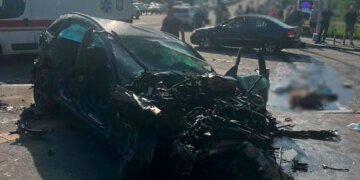 Чотири людини загинули, ще троє отримали поранення: з'явилось відео моменту моторошної ДТП у Києві