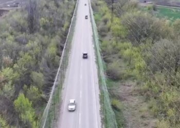«Каждый защищенный километр — это спасенные жизни»: Украина расширяет масштабы антидроновой защиты дорог