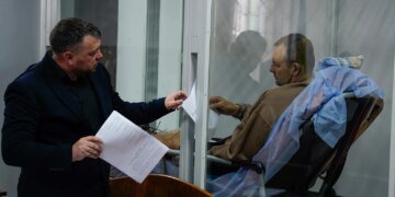 Водія Mercedes за смертельну ДТП у переході Києва відправили під арешт без застави