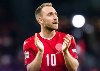 Його скоро випишуть – лікар збірної Данії розповів про стан Еріксена, який втратив свідомість у матчі проти України