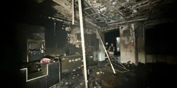 В Одесі через нічну атаку пошкоджено два житлові будинки, постраждали двоє дітей