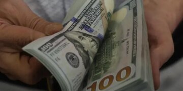 Коррупция в ТЦК: старший лейтенант требовал 3000 долларов за отсрочку от мобилизации по состоянию здоровья