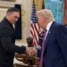Олександр Усик зустрівся з Трампом в Овальному кабінеті Білого дому