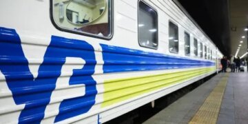 На одно место приходится более 6 человек: «Укрзализныця» предупредила украинцев о дефиците билетов
