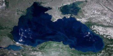 рф атакувала іноземні судна в Чорному морі, є загиблий і поранені моряки