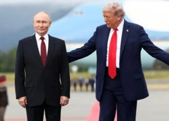 Трамп едва не «сдал» Украину на Аляске: соглашение с Путиным предусматривало передачу РФ даже незавоёванных территорий