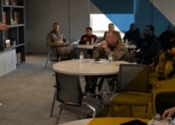 росія готує учасників "сво" на керівні посади в окупаційних адміністраціях – ЦНС