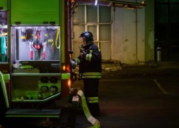 В Крыму горит точка запуска «Шахедов» и отключилось электричество: что известно о последствиях атаки