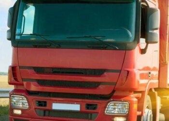 У Києві обмежили рух вантажівок понад 24 тонни через спеку