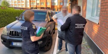 Адвокат и чиновники горсовета организовали схему завладения коммунальными землями