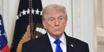 Трамп вернулся к тарифному шантажу стран Европы