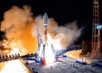 Что известно о российском комплексе “Рассвет”, который должен заменить Starlink