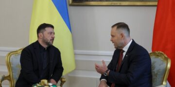 Навроцкий “забрал” у Зеленского орден Белого Орла – высшую награду Польши