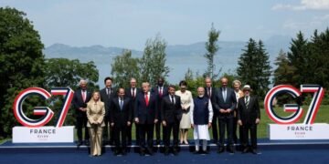 The Guardian: Европа призвала Трампа лично принять переговоры Зеленского и Путина