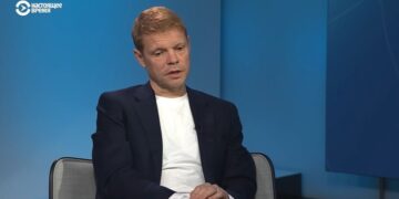 Путина перестали уважать даже во власти: Баунов о признаках конца режима в РФ