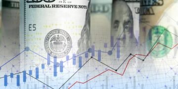 Долар побив усі рекорди, євро росте: курс на 3 червня та що чекати від валюти до кінця тижня