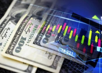 Долар відступає після рекордних рівнів: курс валют НБУ на 15 червня та що може вплинути на ринок