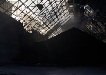 Россия ночью атаковала Одесскую область дронами: повреждены отель и медцентр