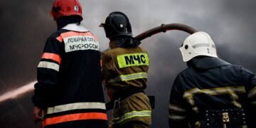 Горит не только нефтетерминал: Зеленский подтвердил удары по Петербургу, Кронштадту и Тамбову