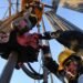 Цены на нефть упали почти до уровня в начале войны в Иране