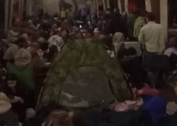 Скандал у метро Києва: що сталось під час масованої атаки, – ФОТО