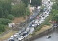 Поліція на дорогах: в Києві перекинулась автівка під час зливи, – ФОТО