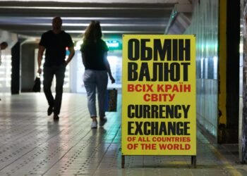 Долар штурмує психологічну межу, євро злетів: “свіжий” курс валют на 10 червня