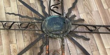 Історія, що вижила в уламках: у Києві реставрують сакральну реліквію