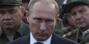 Российским элитам придется экстренно решать «вопрос Путина» – эксперт