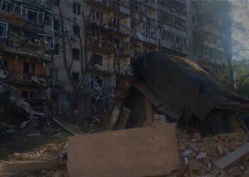 російські обстріли Києва пошкодили енергооб'єкти ДТЕК, частина міста без світла