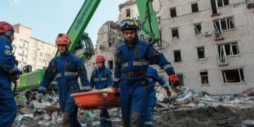 Кількість загиблих у Києві через атаку рф зросла до 23