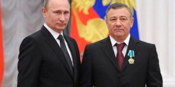Конец неприкасаемых: Путин начал уничтожать окружение своего друга детства Ротенберга