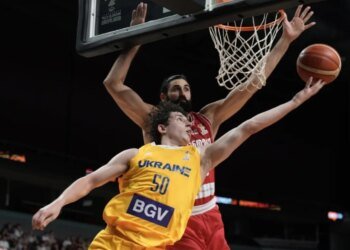 Збірна Україна з баскетболу впевнено обіграла Грузію і вийшла до другого етапу відбору на ЧС-2027