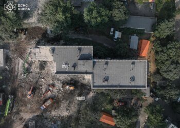 Кількість постраждалих від атаки рф на Київ наблизилася до 100