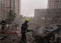 Россияне атаковали Киев: зафиксированы попадания, есть погибшие и раненые, поиски продолжаются