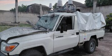 В Краматорске FPV-дрон атаковал автомобиль спасателей. ФОТО