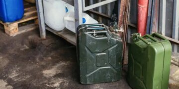 Топливо «по чайной ложке»: в «Атеш» заявили о проблемах российской ПВО на оккупированных территориях