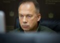 Зеленський розглядає питання звільнення Сирського – FT