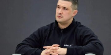 “В Украине хотят уволить одного из лучших министров обороны”, – украинцы бьют в набат по поводу кадровых решений в Кабмине