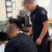 В Полтаве полицейский сломал руку мужчине во время доставки в ТЦК
