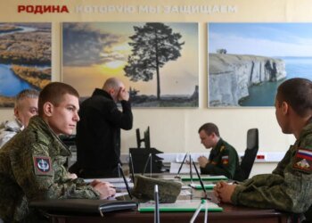 Вербовщики в России получают до 1,25 миллиона рублей за каждого завербованного